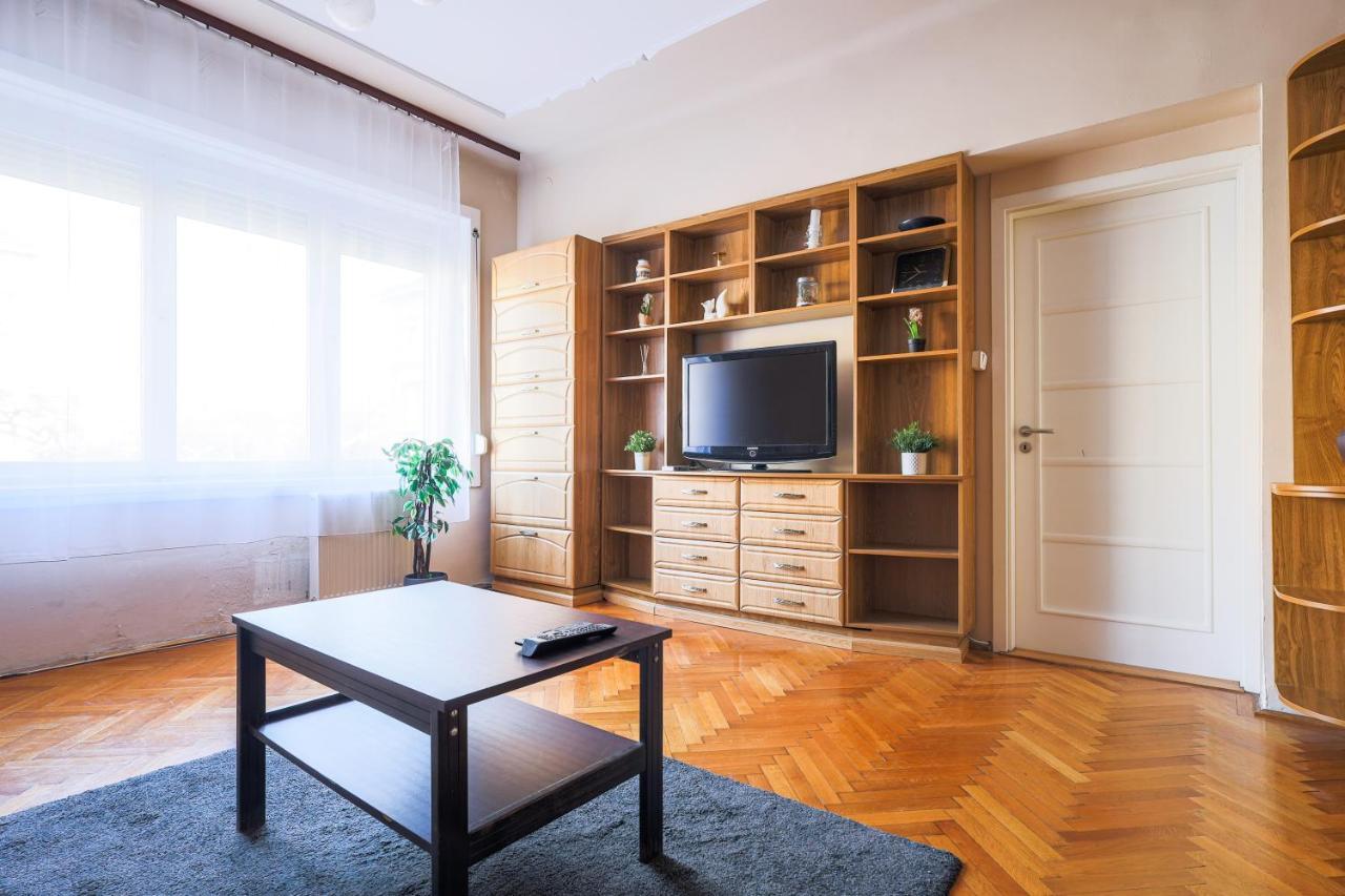 Downtown Vintage Home By Bella Budapest Extérieur photo